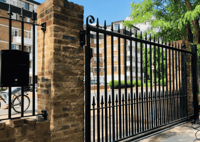 bespoke metal gate in se13 london